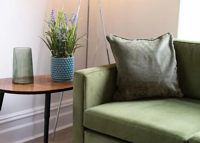 Spacious Apartment In Coniston, By Letmestay