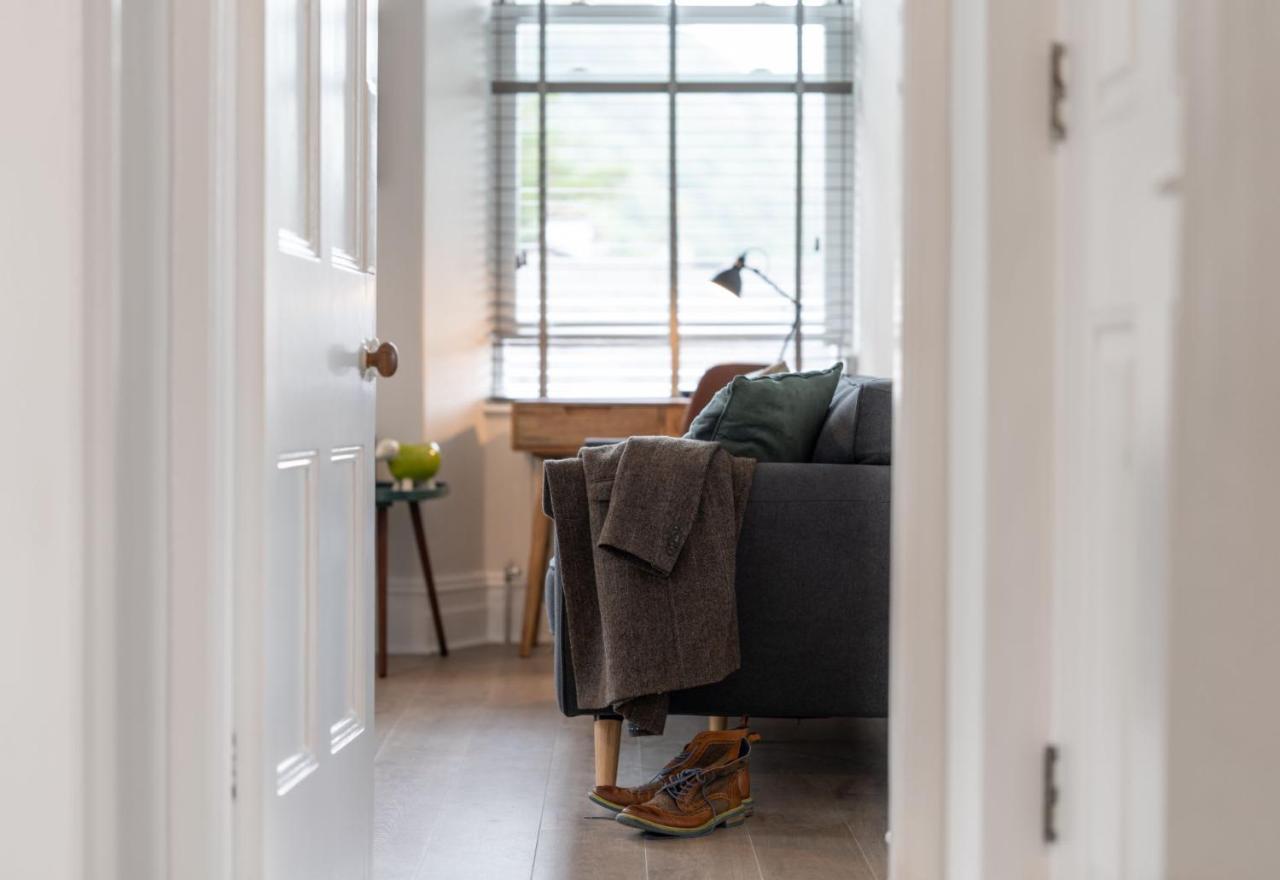 Spacious In Coniston, By Letmestay Apartment *